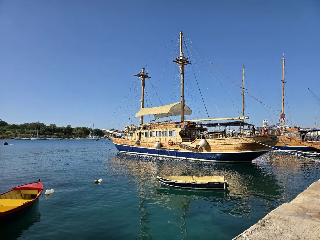 Captain Morgan Cruises, Valletta