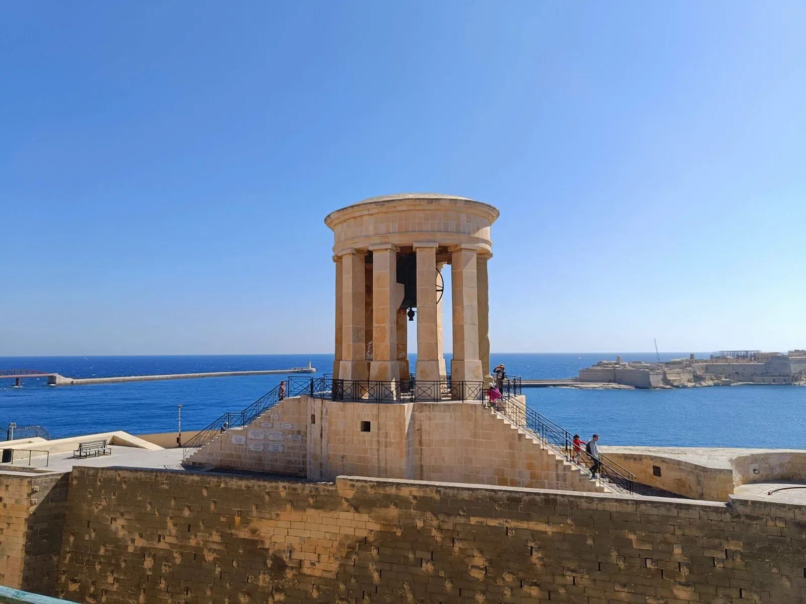 Siege Bell War Memorial, Valletta